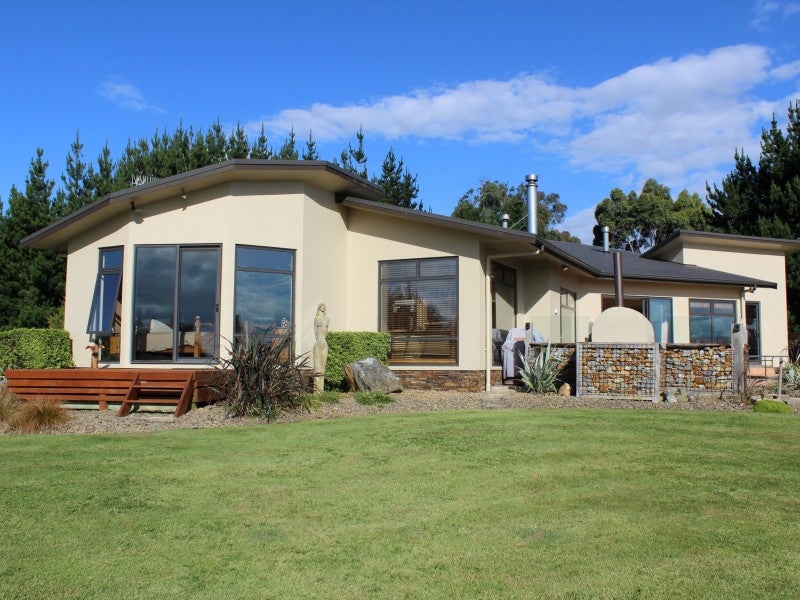 270 Polson Hill Drive, Palmerston North - Carousel 2