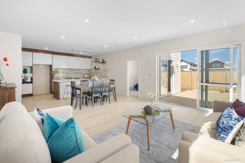 11 Wicket Lane, Whenuapai, Auckland - Carousel 1