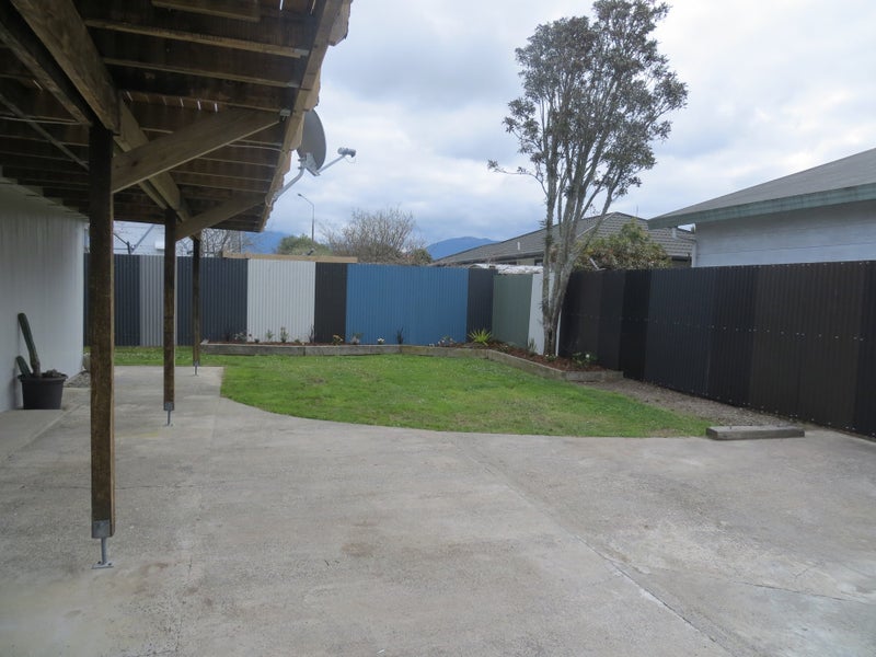 6 Taylor Avenue, Motueka, Motueka - Carousel 2