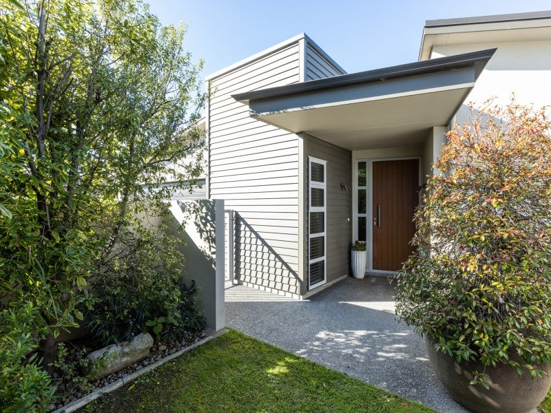 4 Lindis Place, Poraiti, Napier - Carousel 1
