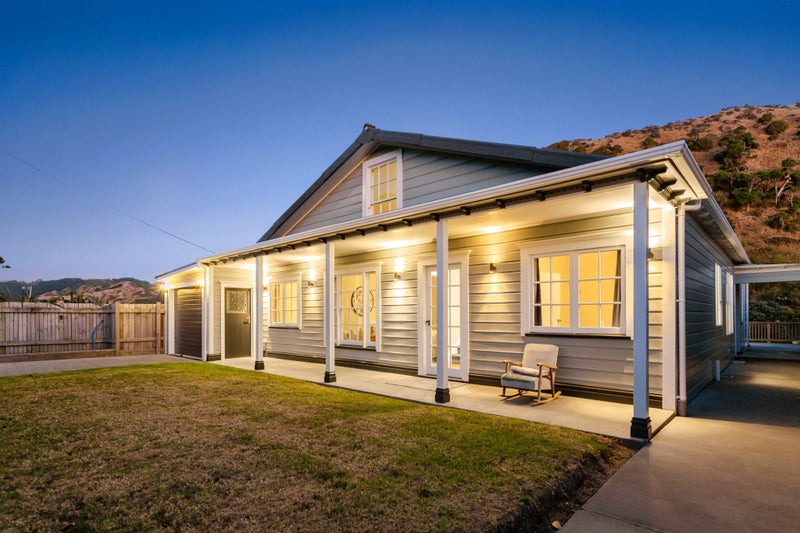 76 Tilley Road, Paekakariki, Paekakariki - Carousel 2