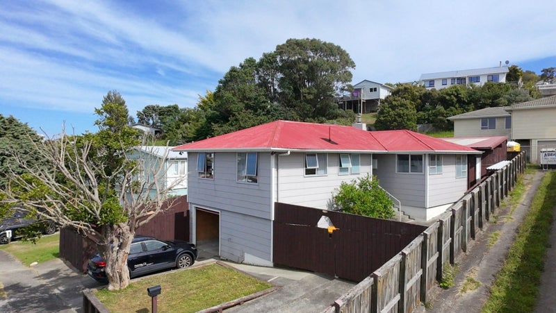 13 Sombrero View, Ascot Park, Porirua - Carousel 18