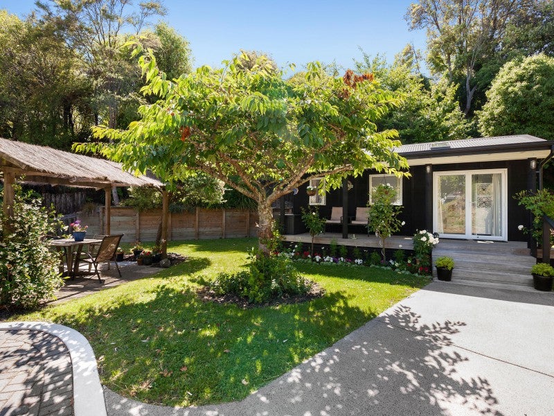 12 Boundary Road, Waipahihi, Taupo - Carousel 2