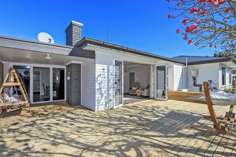 57 Te Aute Road, Havelock North, Havelock North - Carousel 2