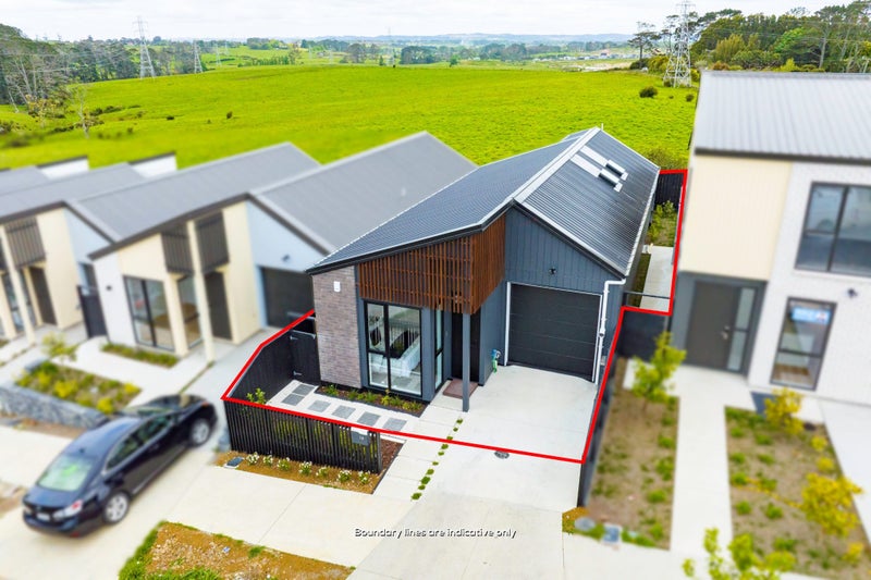 14 Kotiu Place, Massey, Auckland - Carousel 1