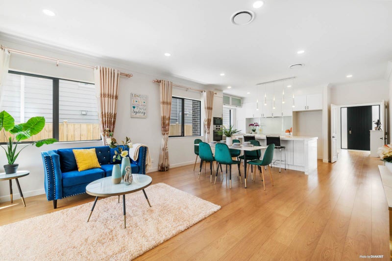 43 Tinaku Road, Flat Bush, Auckland - Carousel 2