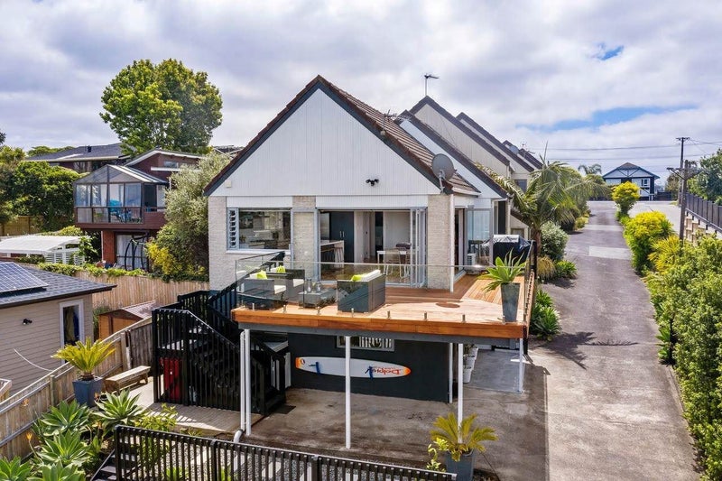 57C Aberdeen Road, Castor Bay, Auckland - Carousel 1