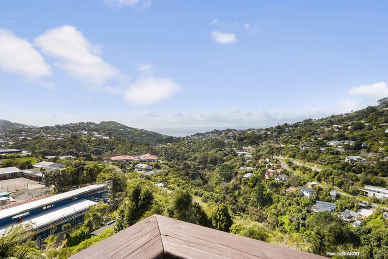 33 Chartwell Drive, Crofton Downs, Wellington - Carousel 2