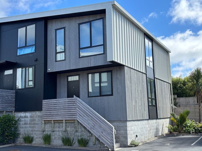 4/210 Karori Road, Karori, Wellington - Carousel 16