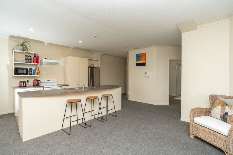 137D Alexandra Street, Hamilton Central, Hamilton - Carousel 2