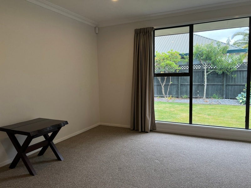 3 Lodge Place, Ilam, Christchurch - Carousel 17