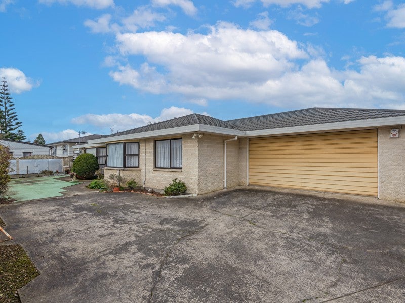 4 Ronberg Street, Highbury, Palmerston North - Carousel 1