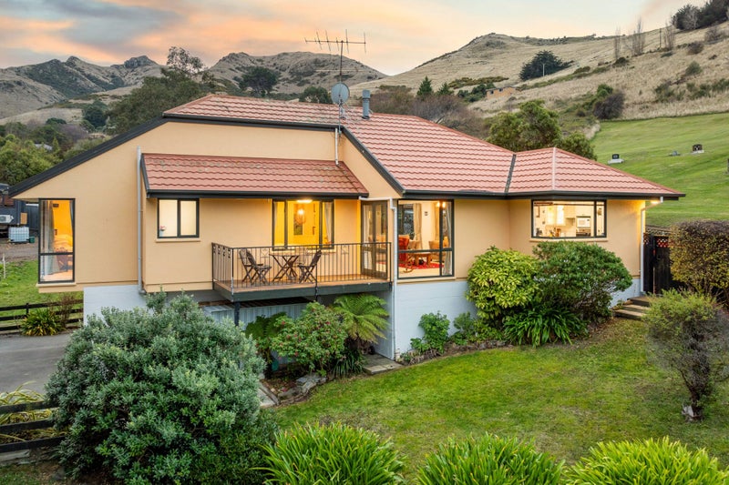 23 Korora Tahi Road, Lyttelton - Carousel 1