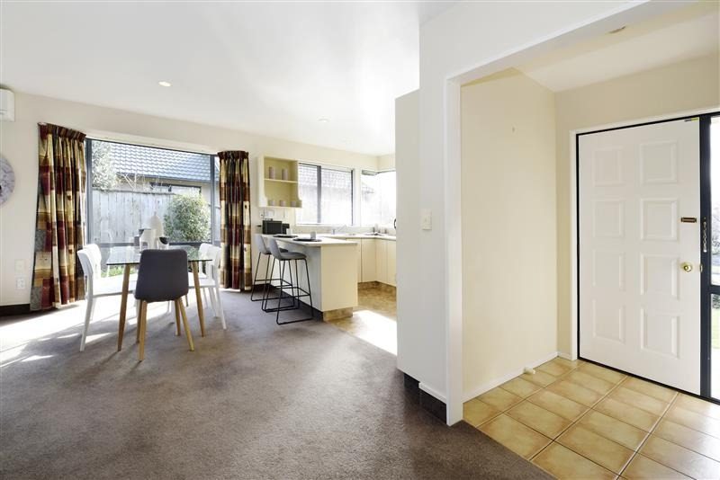 14 Otia Drive, Richmond - Carousel 2