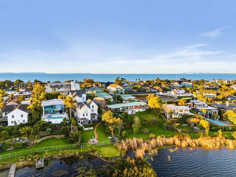 7/38 Kitchener Road, Milford, Auckland - Carousel 2