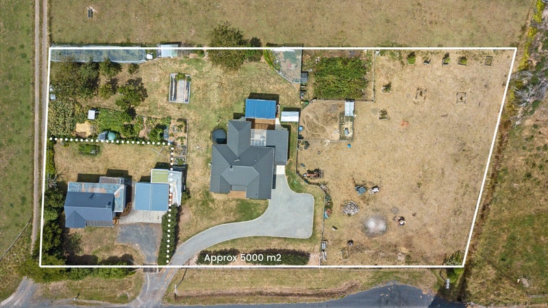 151 Hooper Road, Eureka - Carousel 27