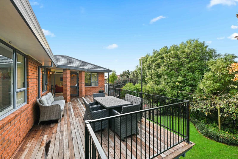 6 Inveraray Place, Nawton, Hamilton - Carousel 2