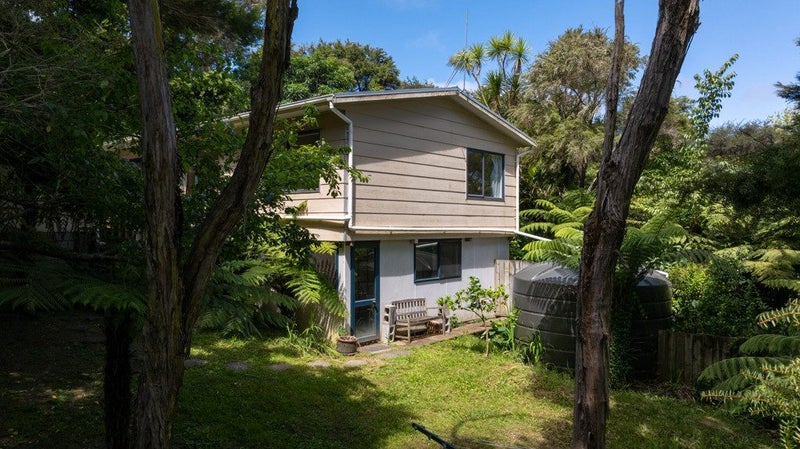 51 Bay Road, Ostend, Waiheke Island - Carousel 2