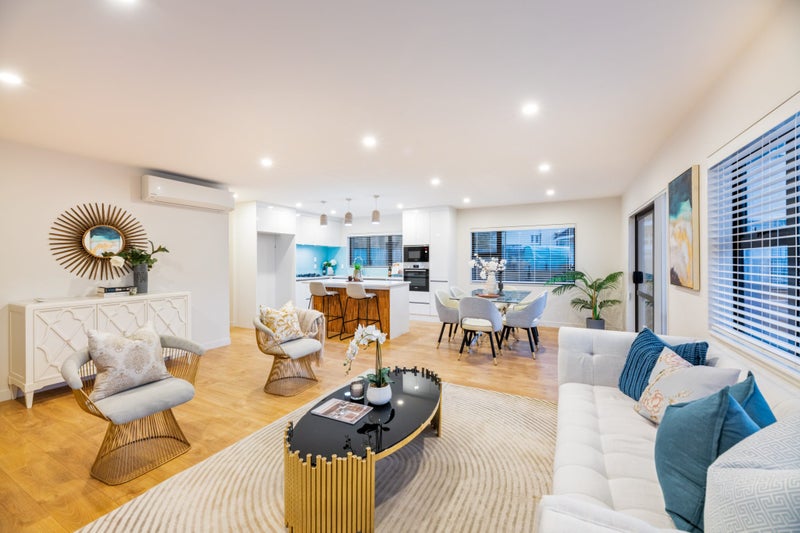 18A Lydford Place, Glendene, Auckland - Carousel 2