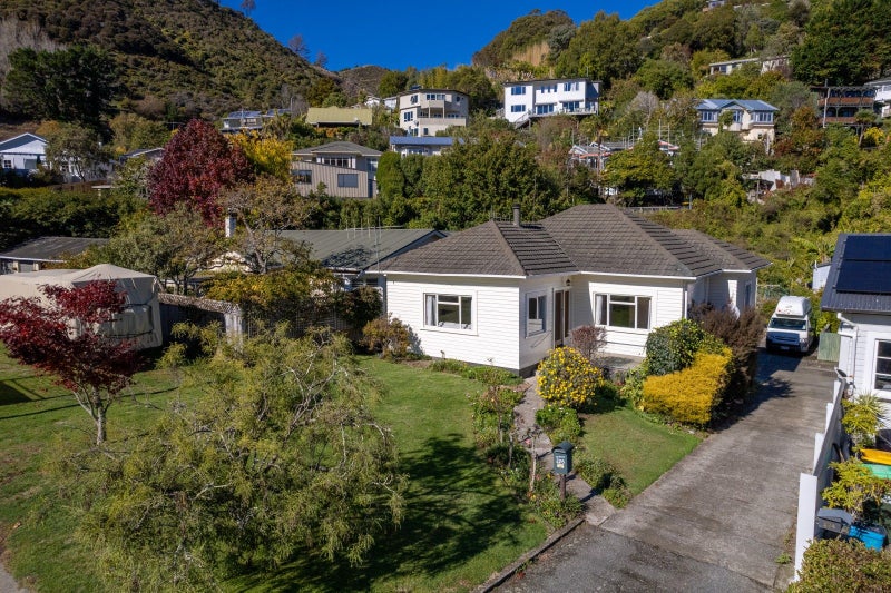 226 Nile Street East, Maitai, Nelson - Carousel 2