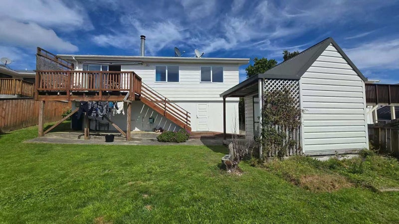 6 Kekerenga Street, Strathmore Park, Wellington - Carousel 2