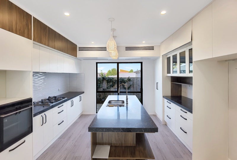 55B Nelson Street, Howick, Auckland - Carousel 2