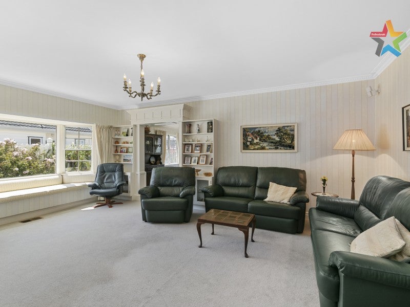 79 Queens Grove, Hutt Central, Lower Hutt - Carousel 2