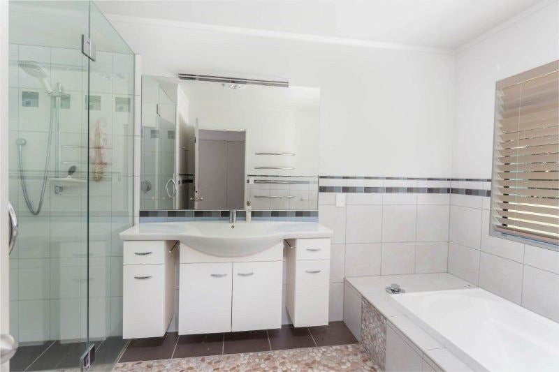 71 Gillespie Place, Acacia Bay, Taupō - Carousel 35