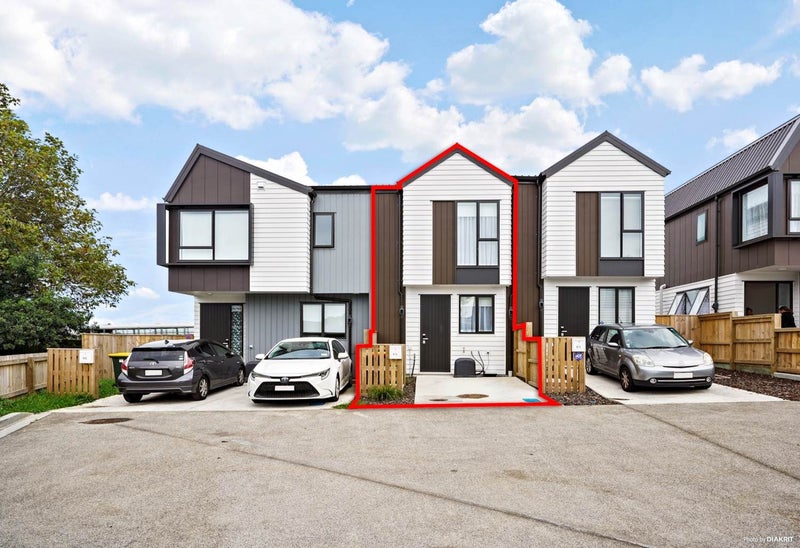 93 Waipuhinui Way, Wiri, Auckland - Carousel 1