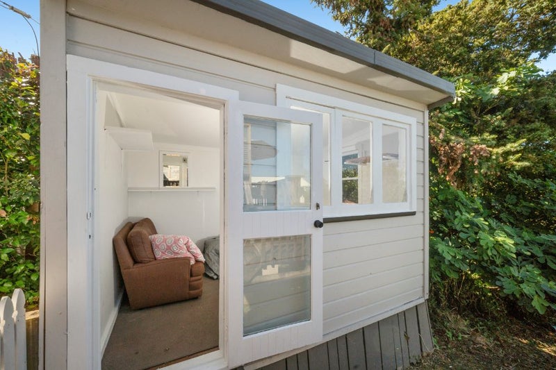 195 Hinemoa Street, Birkenhead, Auckland - Carousel 13