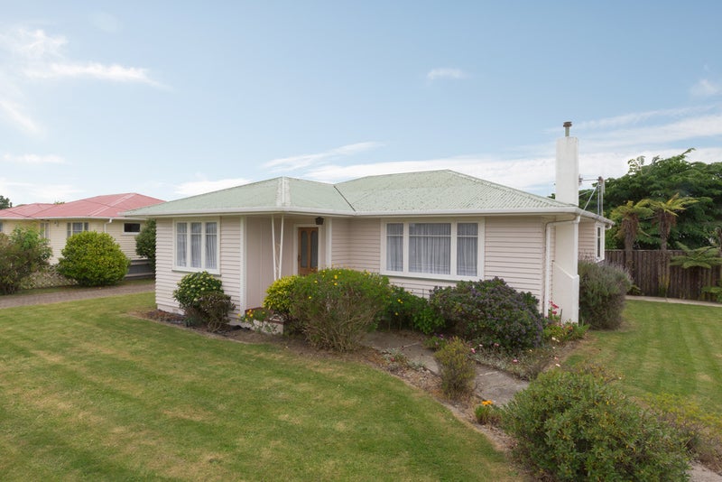 8 Kettle Avenue, Awapuni, Palmerston North - Carousel 1