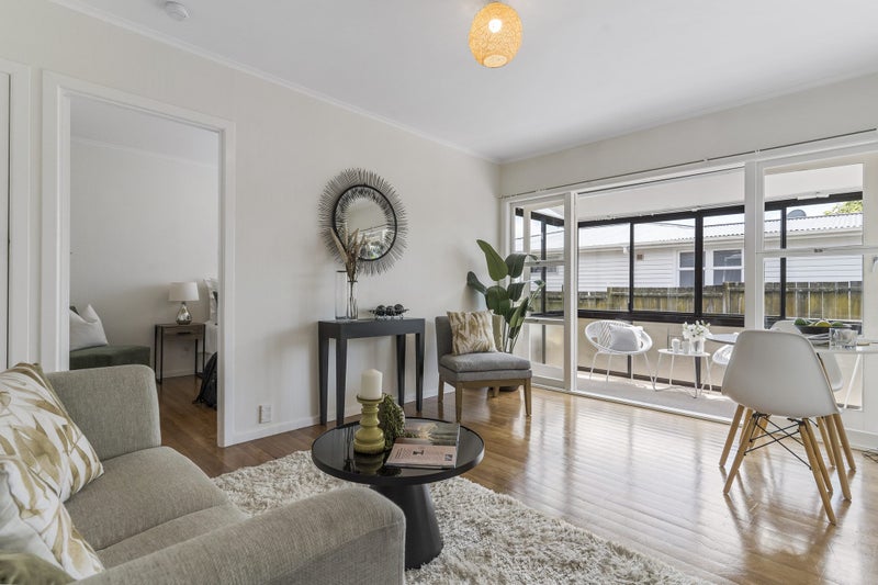 2/105 Astley Avenue, New Lynn, Auckland - Carousel 2