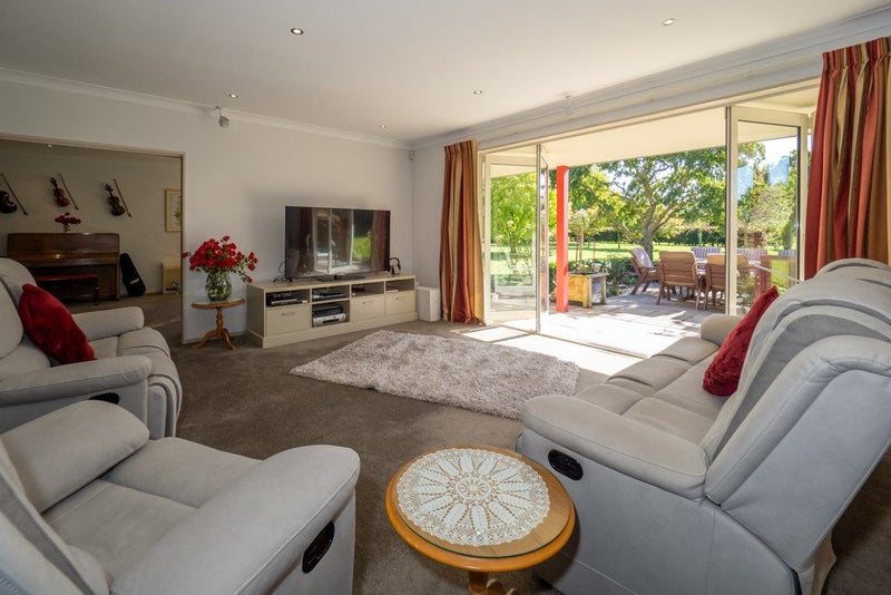 120 Johnstone Street, Tinwald, Ashburton - Carousel 1