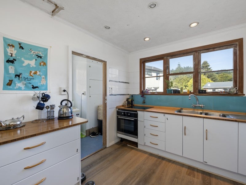 21 Molesworth Street, Taita, Lower Hutt - Carousel 2