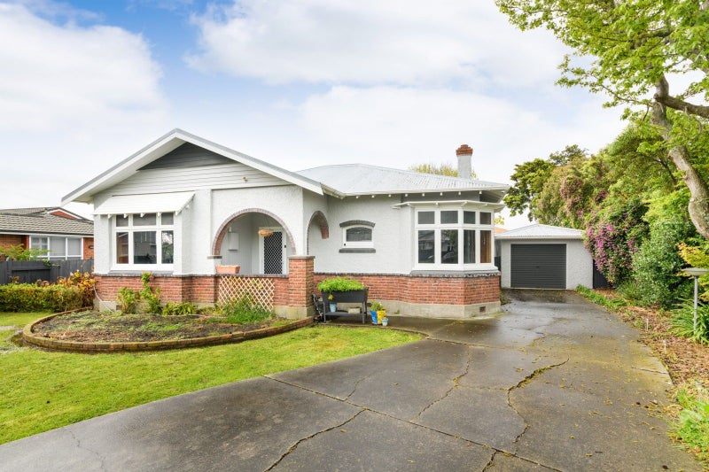 22 Haydon Street, Roslyn, Palmerston North - Carousel 1