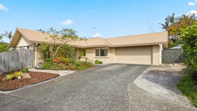 32 Roy Maloney Drive, Henderson, Auckland - Carousel 1