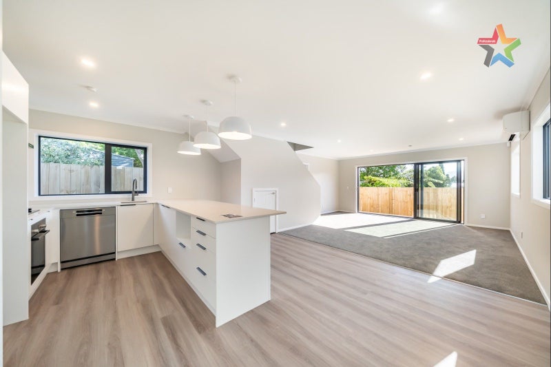 3/1 Helvetia Grove, Naenae, Lower Hutt - Carousel 2