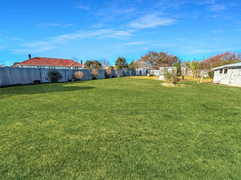 14 Belfast Place, Roslyn, Palmerston North - Carousel 13