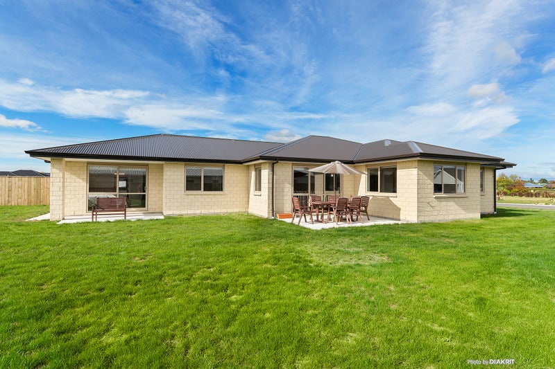 2 Takahe Drive, Carterton - Carousel 2