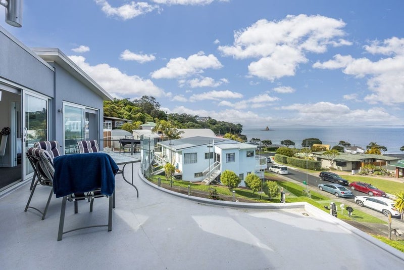 18 Zita Avenue, Matakatia, Whangaparaoa - Carousel 2