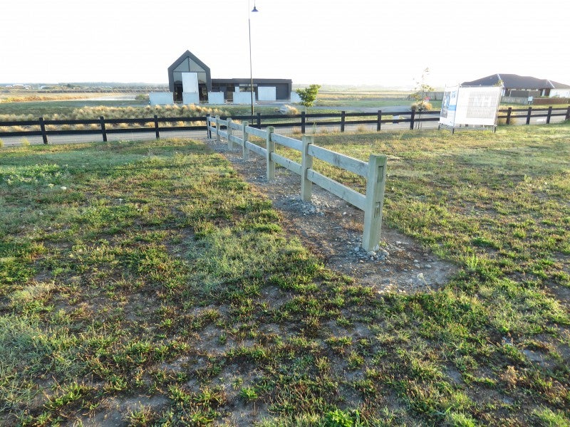 8 West Bay Place, Huntingdon, Ashburton - Carousel 2