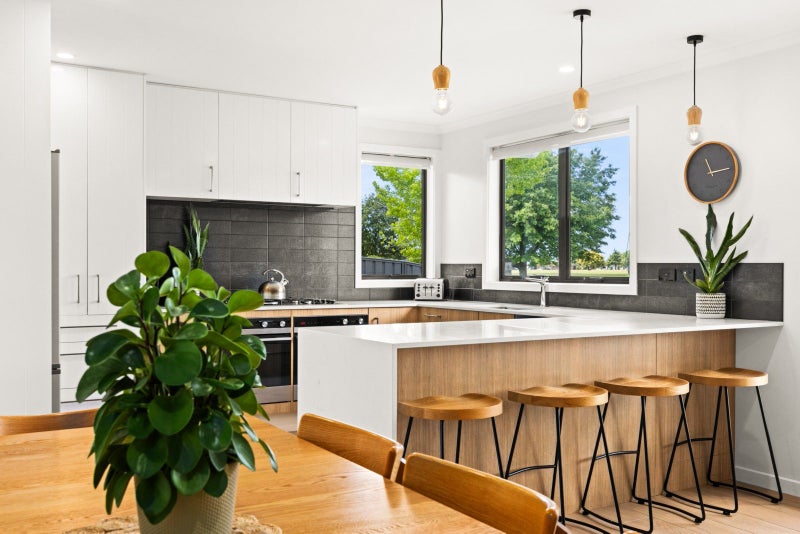 114 Freyberg Avenue, Tamatea, Napier - Carousel 1