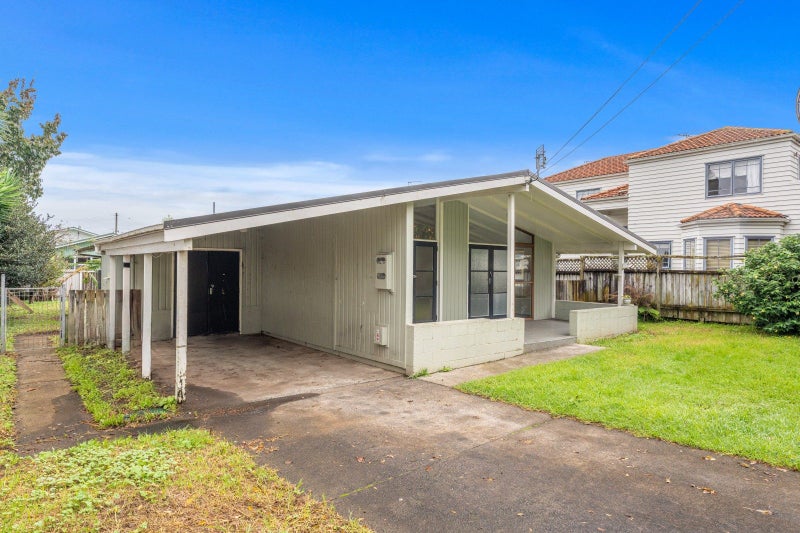 31 Campbell Road, Onehunga, Auckland - Carousel 1