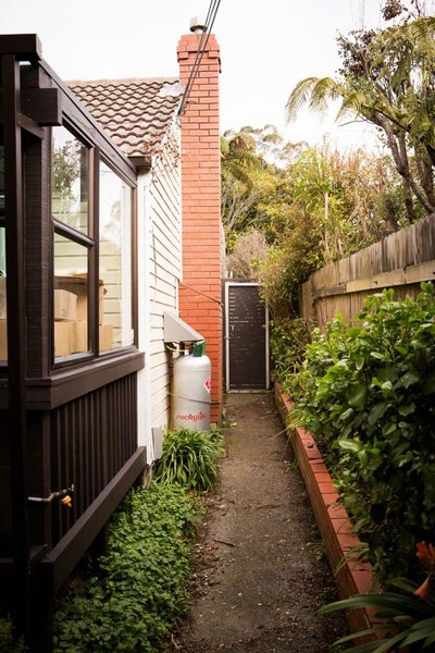 8 Burma Road, Khandallah, Wellington - Carousel 17