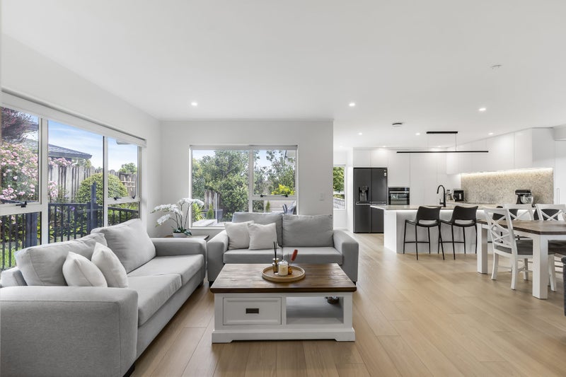 10 Owl court, Unsworth Heights, North Shore City - Carousel 2