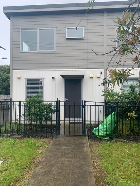 2 Kanorau Place, Mangere, Auckland - Carousel 8
