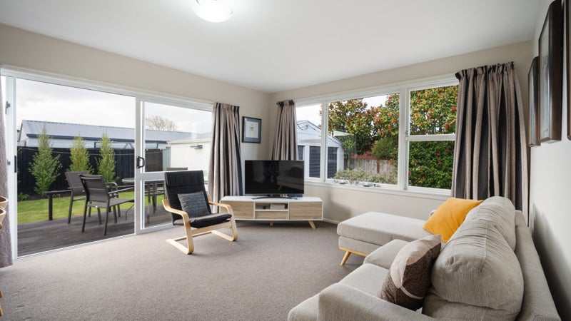 2/166 Halswell Road, Hillmorton, Christchurch - Carousel 2