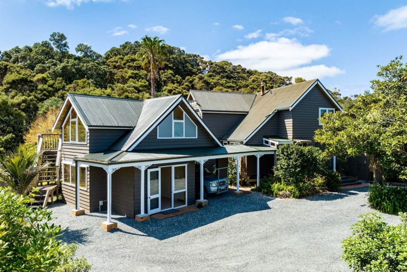 27 Moir Point Road, Mangawhai Heads, Mangawhai - Carousel 2