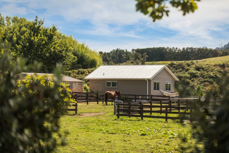 126 Willoughby Road, Katikati - Carousel 2