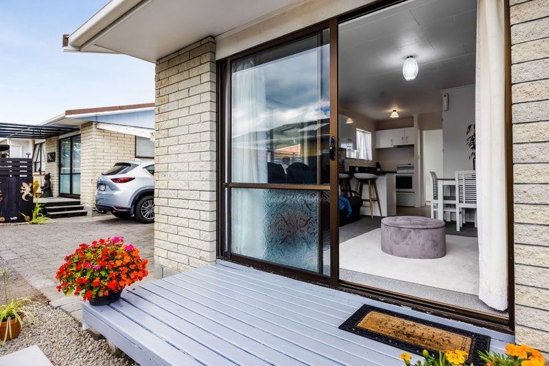 82C Ngamotu Road, Spotswood, New Plymouth - Carousel 1